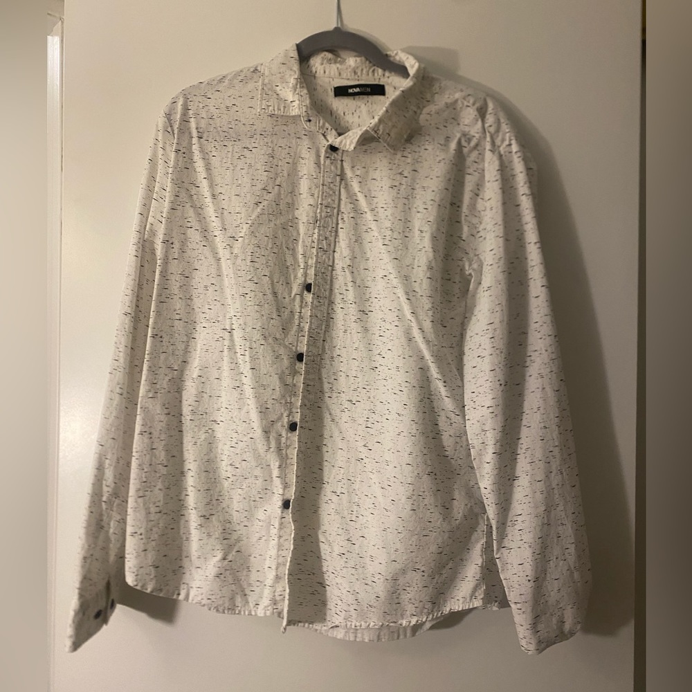 Men’s Black/White Button Up